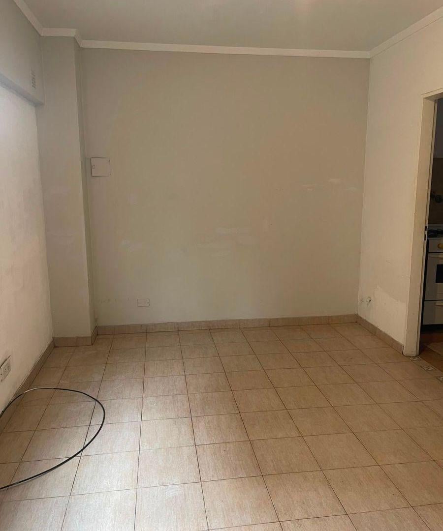 Foto de Excelente propiedad de 2 amb en Alsina 2190, 1°10 Lomas de Zamora, imagen 2
