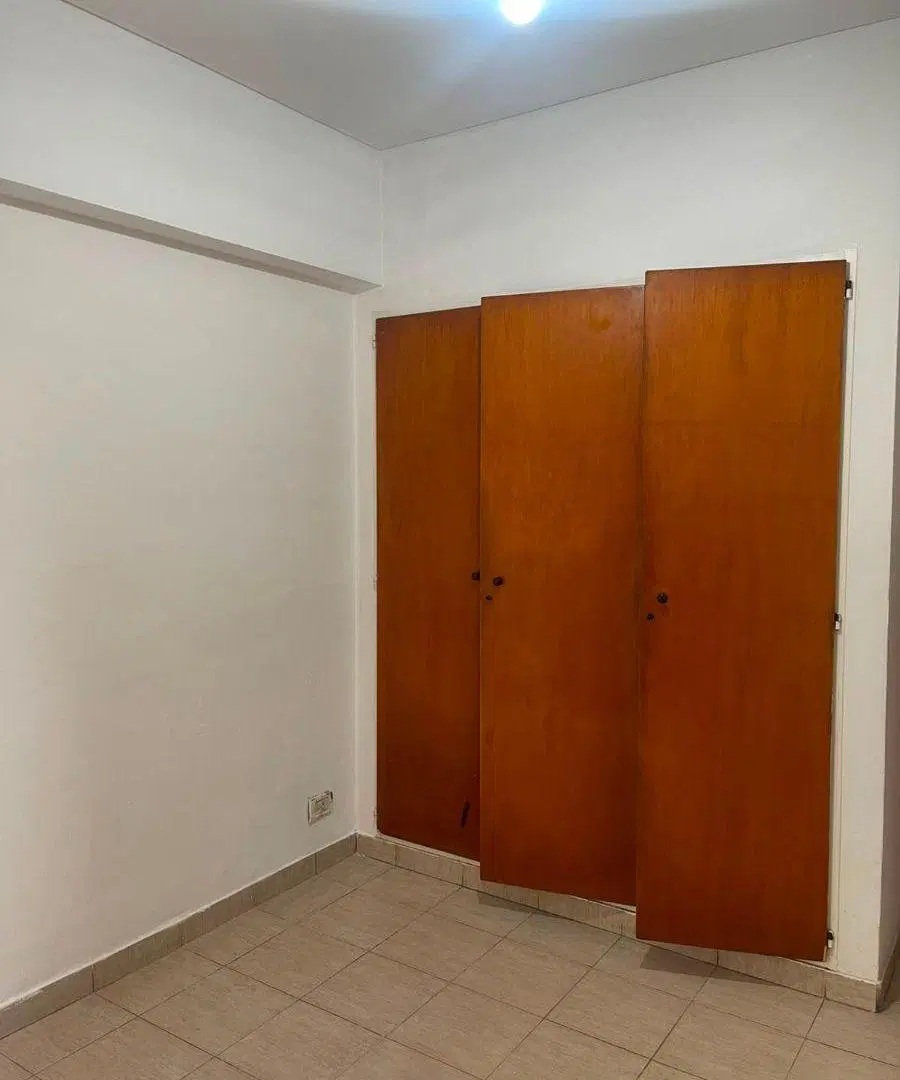 Excelente propiedad de 2 amb en Alsina 2190, 1°10 Lomas de Zamora 5