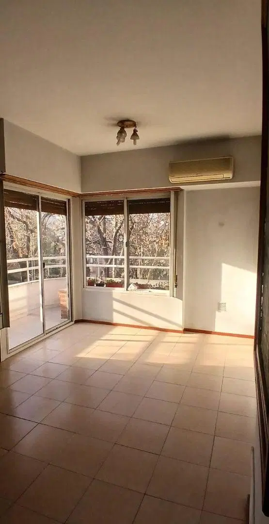 Excelente departamento de dos ambientes 3