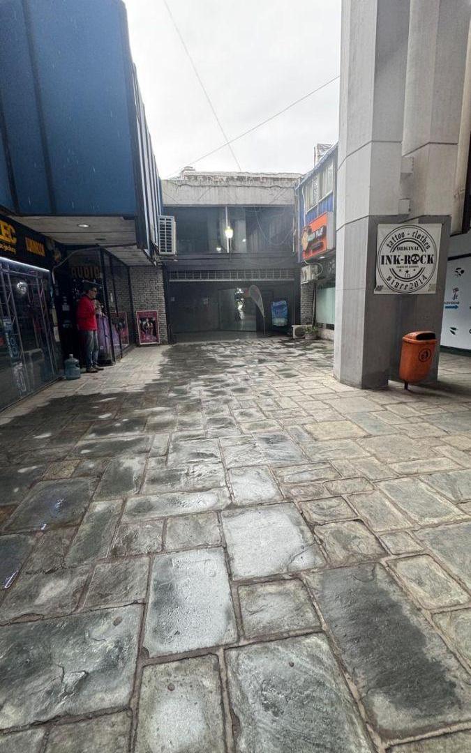 Foto de Local Comercial en Venta en Galeria Centerlom, imagen 4