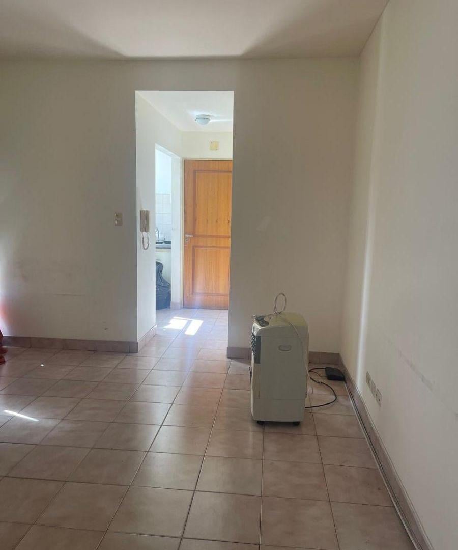 Foto de Monoambiente en Lomas de Zamora Italia 26 8° 83, imagen 3