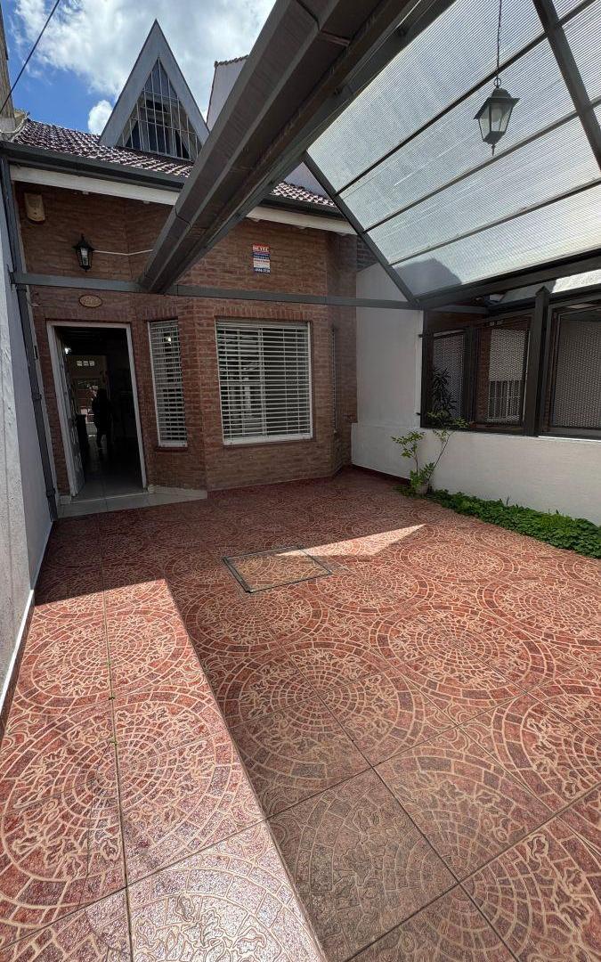 Foto de Duplex 3 Amb en Venta con cochera, patio y terraza, imagen 3