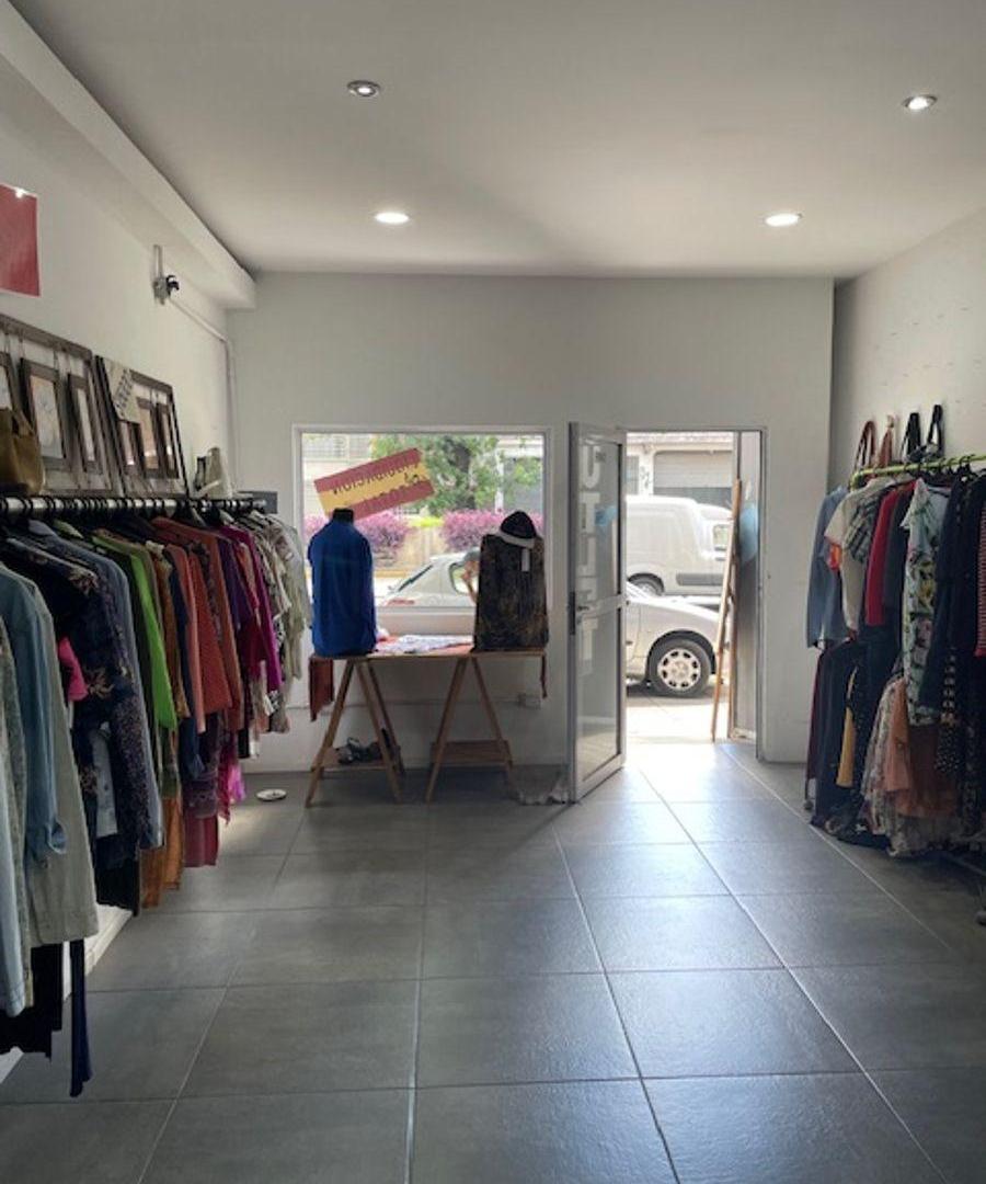 Foto de Local comercial de 83 m² en alquiler en Villa Devoto Sobre av. san Martin 4900, imagen 4