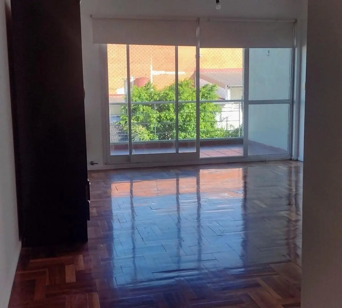 Hermoso Monoambiente super amplio balcón baulera con o sin cochera fija cubierta 2