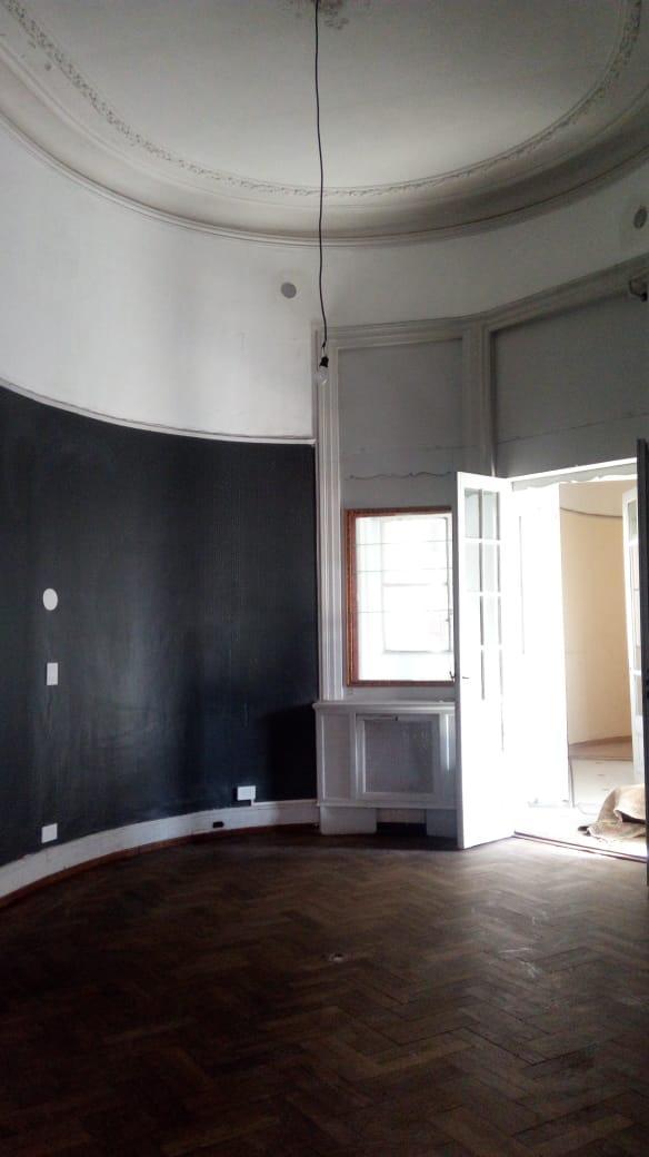 Muy Luminoso Piso Antiguo en Balvanera 5