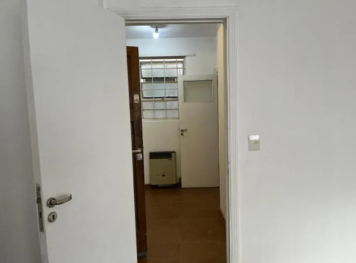Hall y dormitorio SOLO SE ALQUILA CON FINAER 5