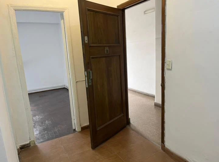 Hall y dormitorio SOLO SE ALQUILA CON FINAER 1
