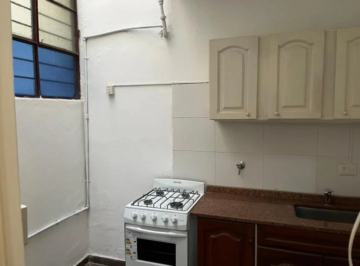 Hall y dormitorio SOLO SE ALQUILA CON FINAER 2