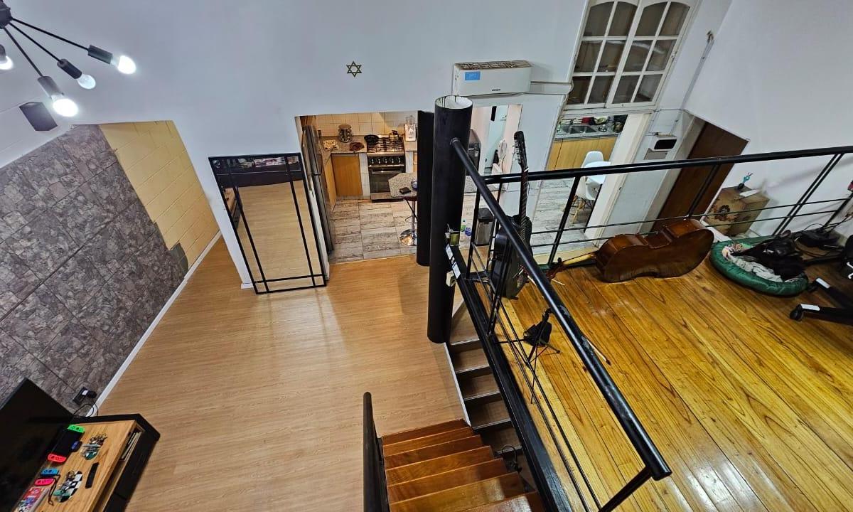 3 Ambientes en 2 Niveles - Patio - Pb - Reciclado a Nuevo - 78 m² - Impecable 3