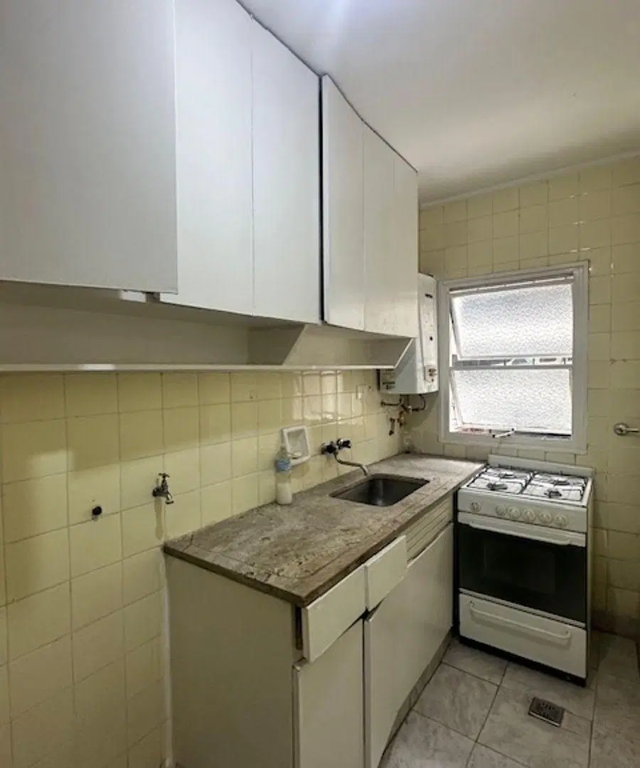 2 ambientes frente baño y cocina completos muy buen estado 4