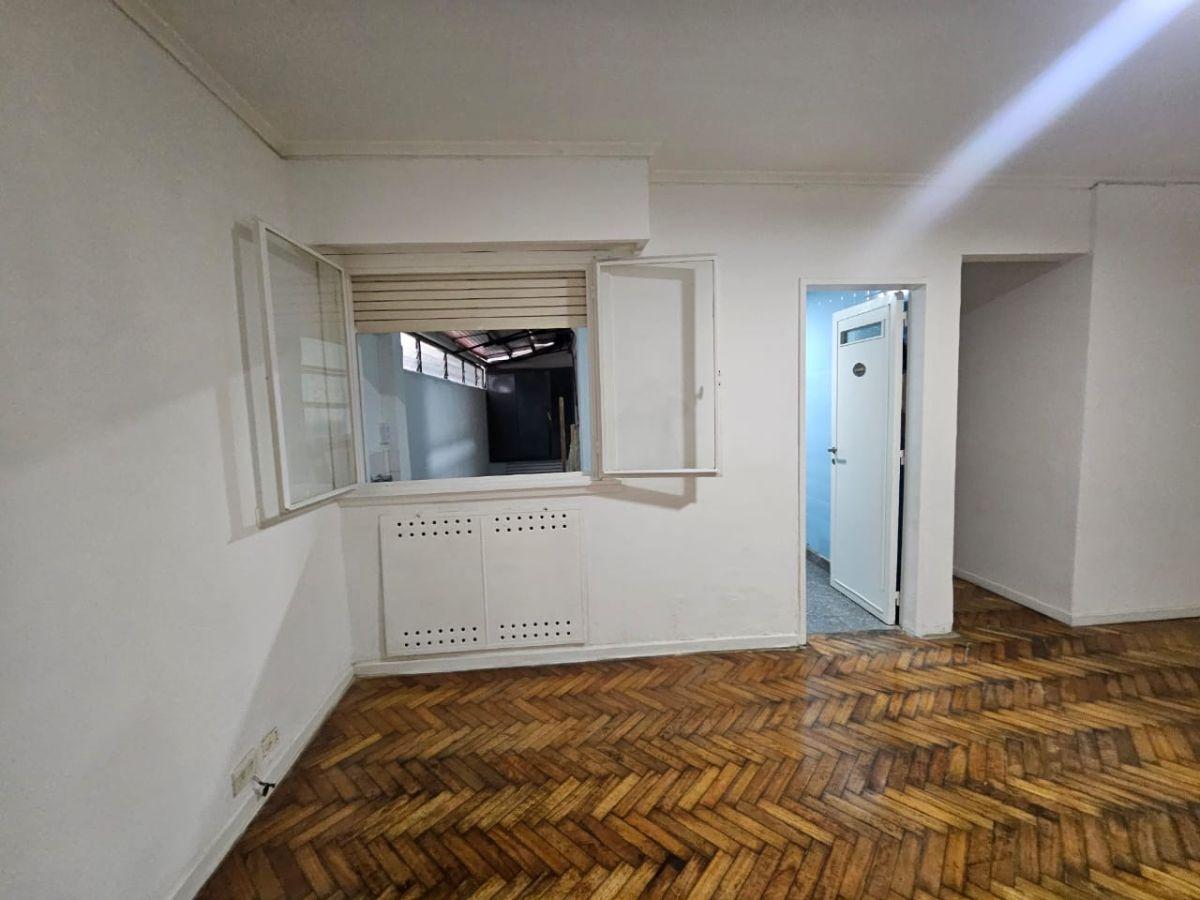 Foto de 2 AMBIENTES P.B. INTERNO - PATIO CON CERRAMIENTO - A 1 CUADRA SHOPPING, imagen 4