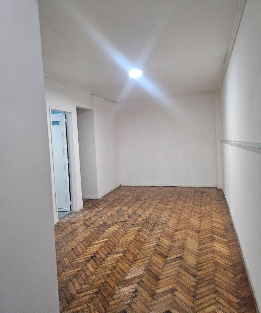 Foto de 2 AMBIENTES P.B. INTERNO - PATIO CON CERRAMIENTO - A 1 CUADRA SHOPPING, imagen 1