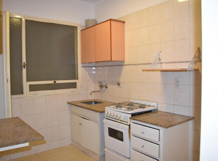 Departamento 2 ambientes en alquiler,  Retiro, Apto Profesional 5