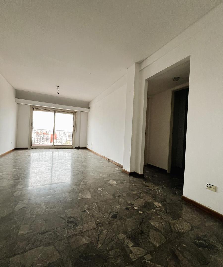Foto de Venta de departamento 3 ambientes con dependencia y baulera, Caballito, imagen 5