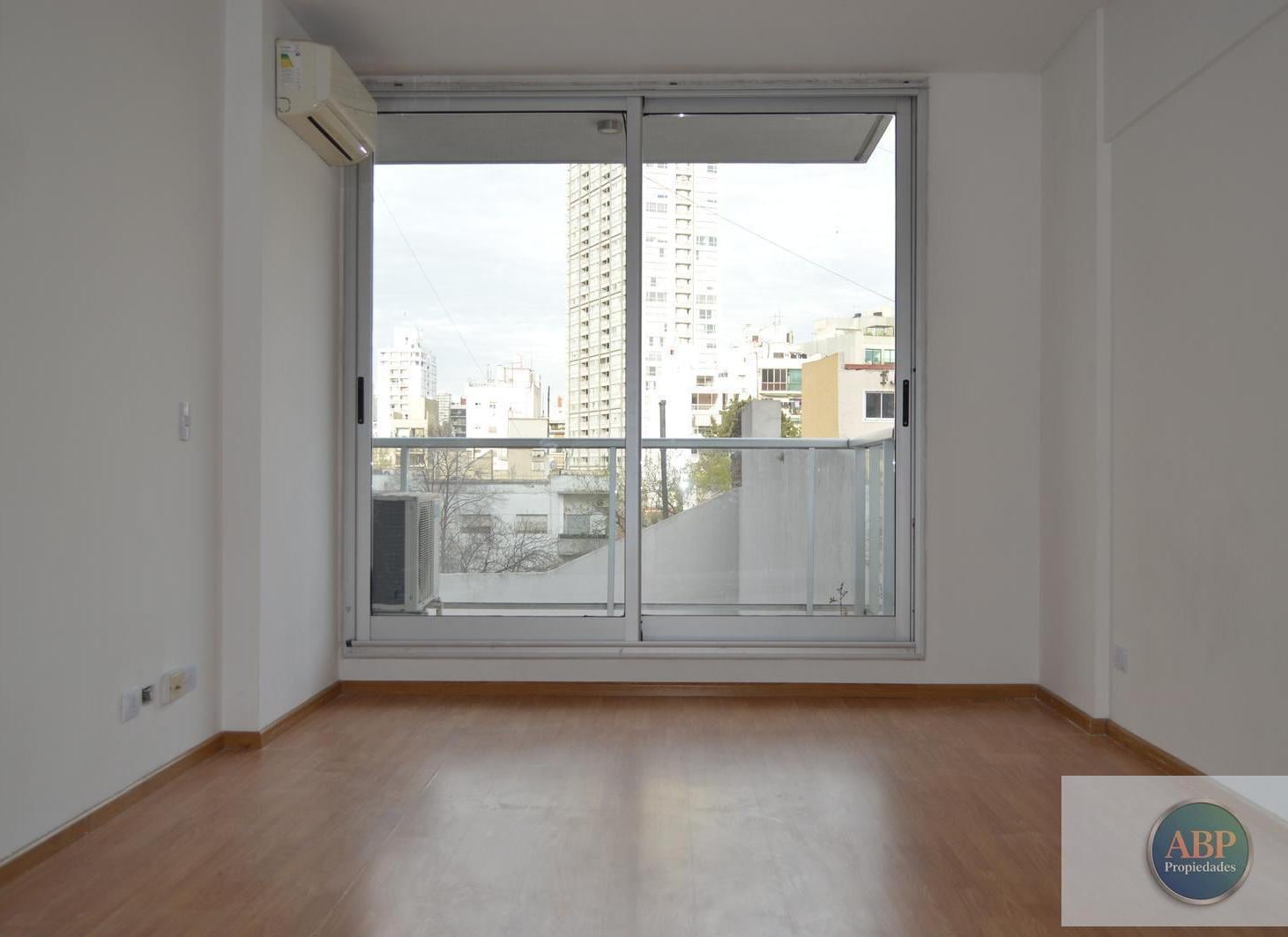 Foto de ¡IMPECABLE MONOAMBIENTE CON BALCÓN EN ALQUILER - APTO PROFESIONAL!, imagen 4