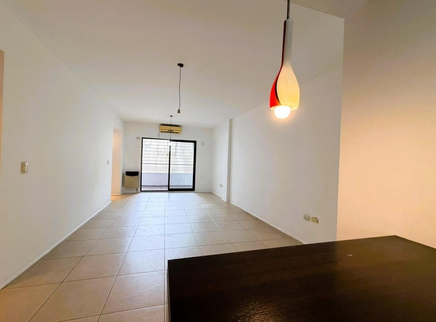 Foto de Alquiler 2 Ambientes Moderno con Escritorio, Cochera y Balcón – San, imagen 4