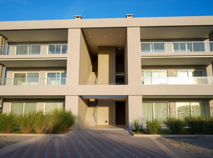 Departamento en Pilara 5