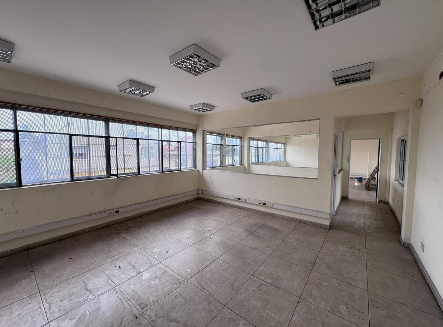 Foto de Alquiler o Venta Galpón 3300 m2, imagen 3