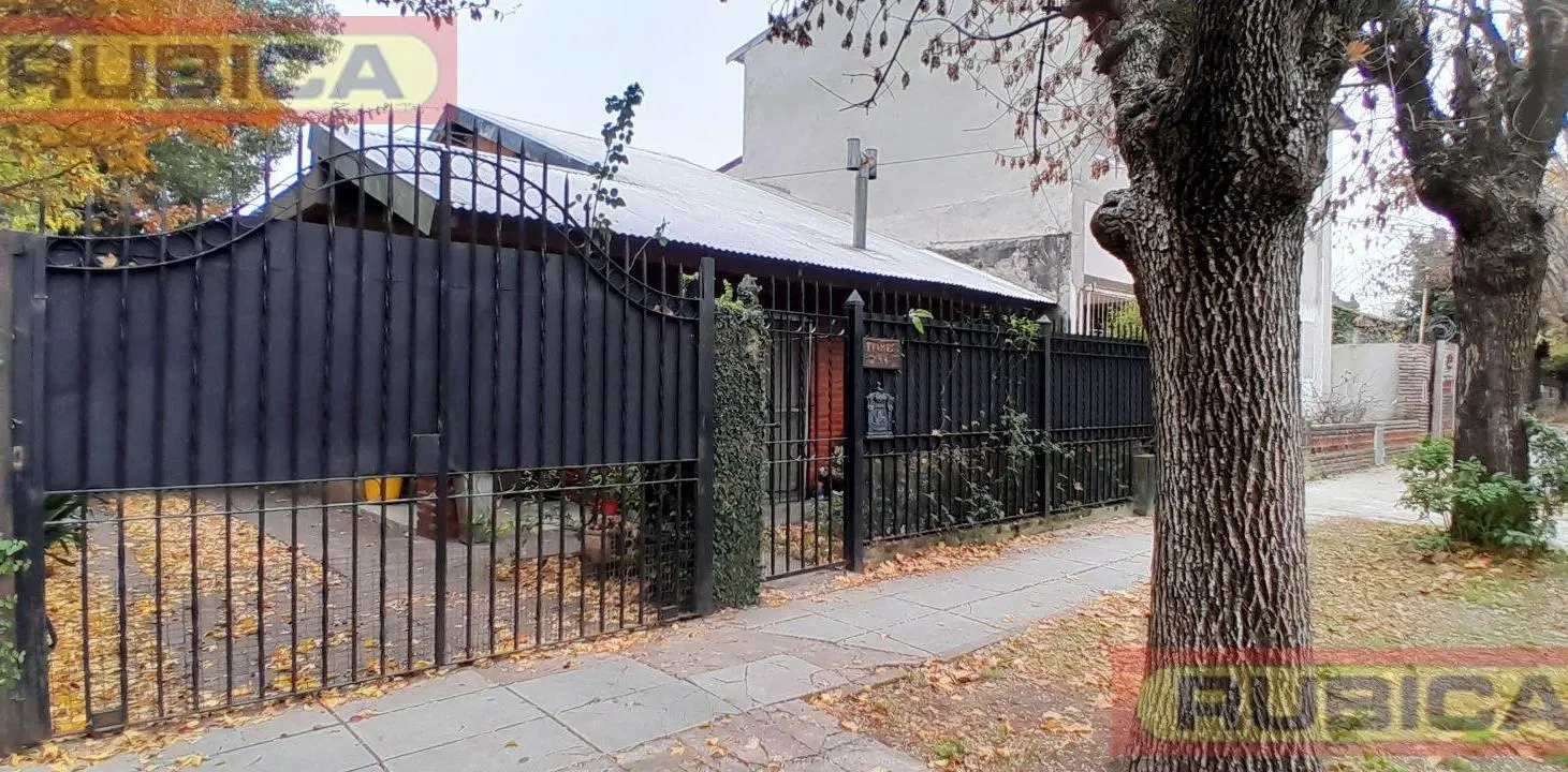 Casa - Ingeniero Adolfo Sourdeaux 2