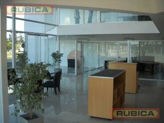 Oficinas/Local con 1.000 m2 de Playa-Ideal exposicion de vehiculos o maquinaria- Panam.km.27 4
