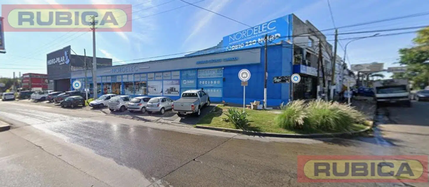 Local sobre Avenida Tratado del Pilar 2