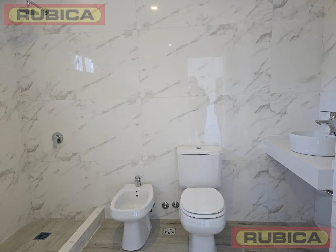 Casa en ALQUILER - CHIC Village PILAR 5