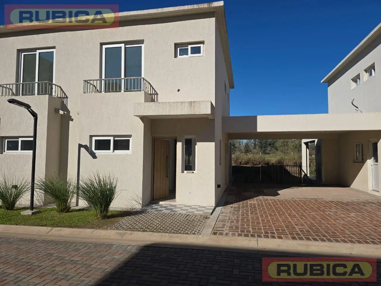 Casa en ALQUILER - CHIC Village Pilar 1