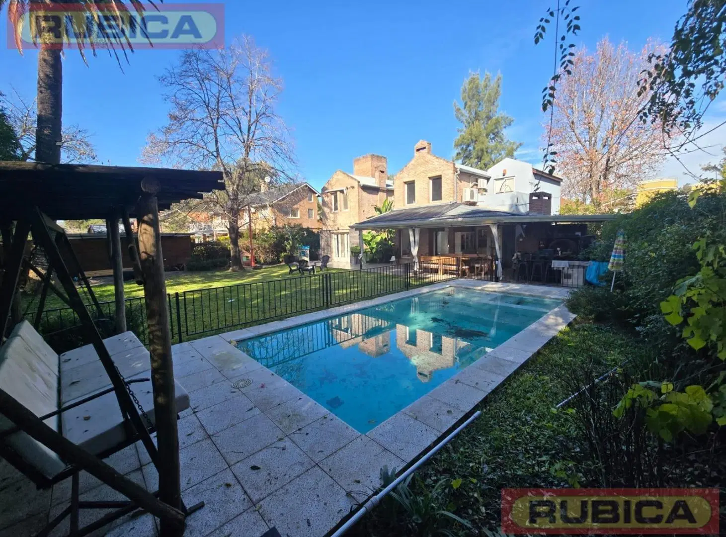 Casa de Categoría con 3 Suites, Piscina y Jardín | Barrio Cerrado Estancias Alvear | Don Torcuato 8