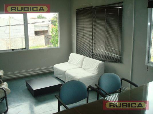 Foto de FRACCION INDUSTRIAL CON DEPOSITO Y OFICINAS - Area de Promoción El, imagen 3