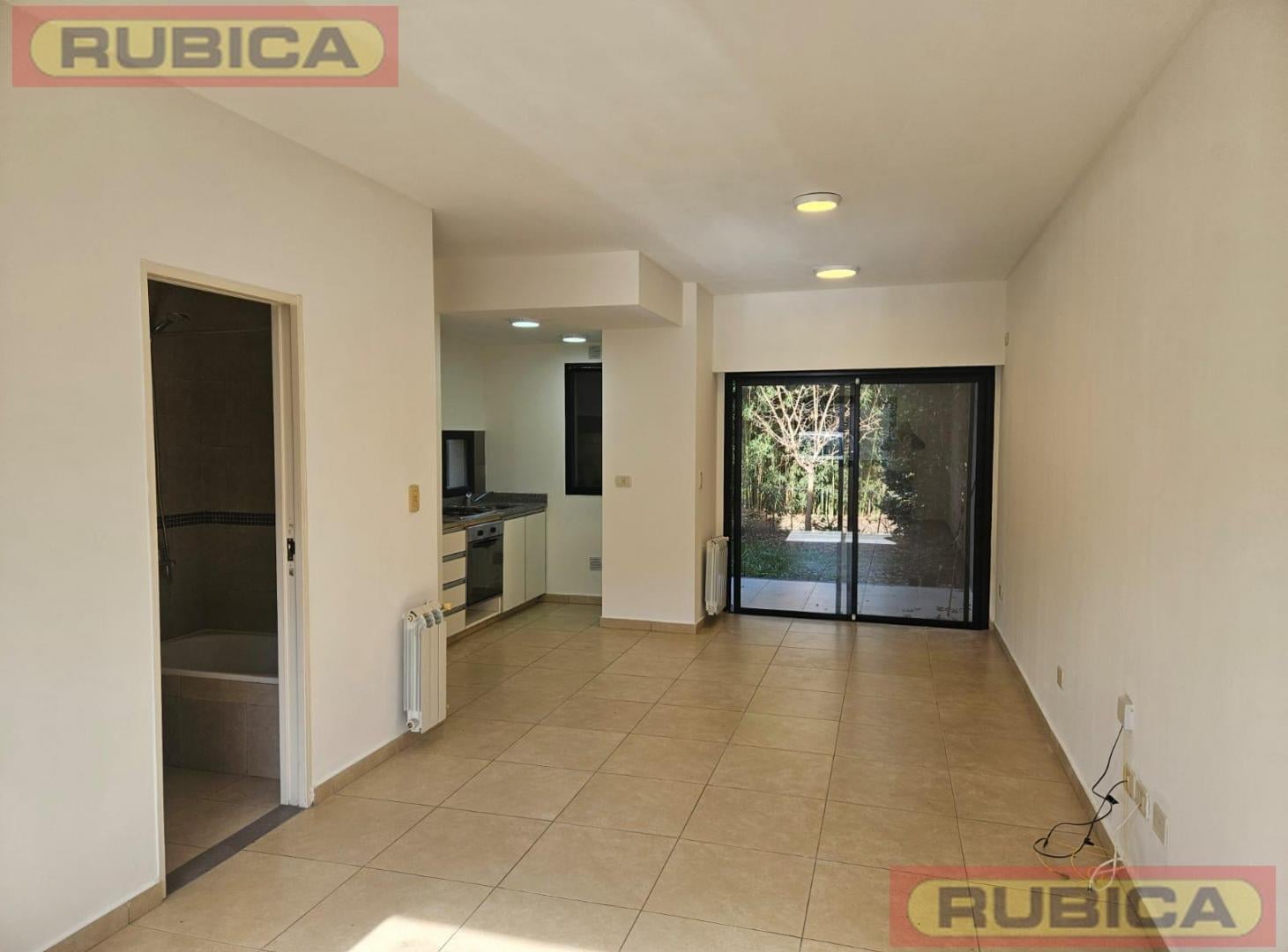 Foto de Departamento MONOAMBIENTE en ALQUILER Manzanres Chico - Planta Baja, imagen 1