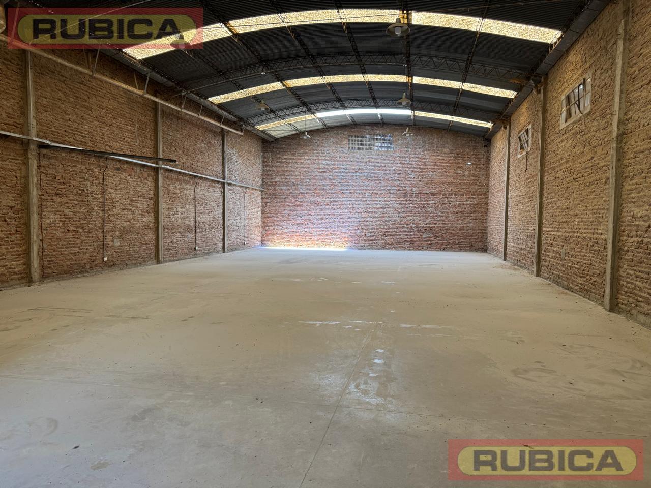 Foto de Depósito 570 m2 EN 2 NAVES DE 300 M2 Y 270 M2 - TOTAL O PARCIAL, imagen 2