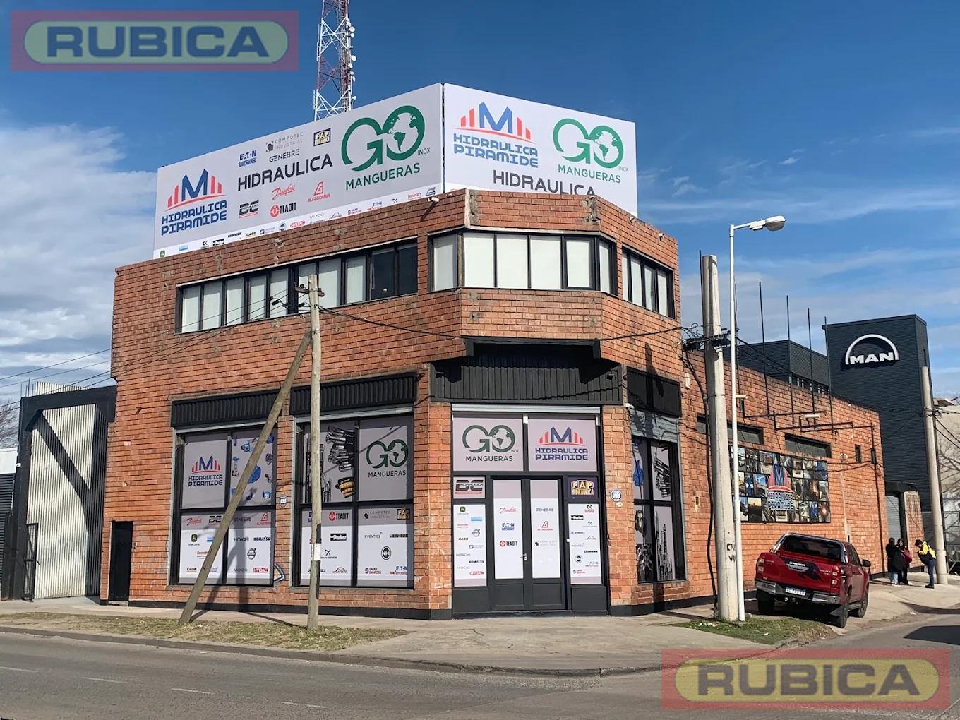 Foto de Depósito / Local y oficinas - Panamericana y EE UU - Area de Promocion, imagen 1