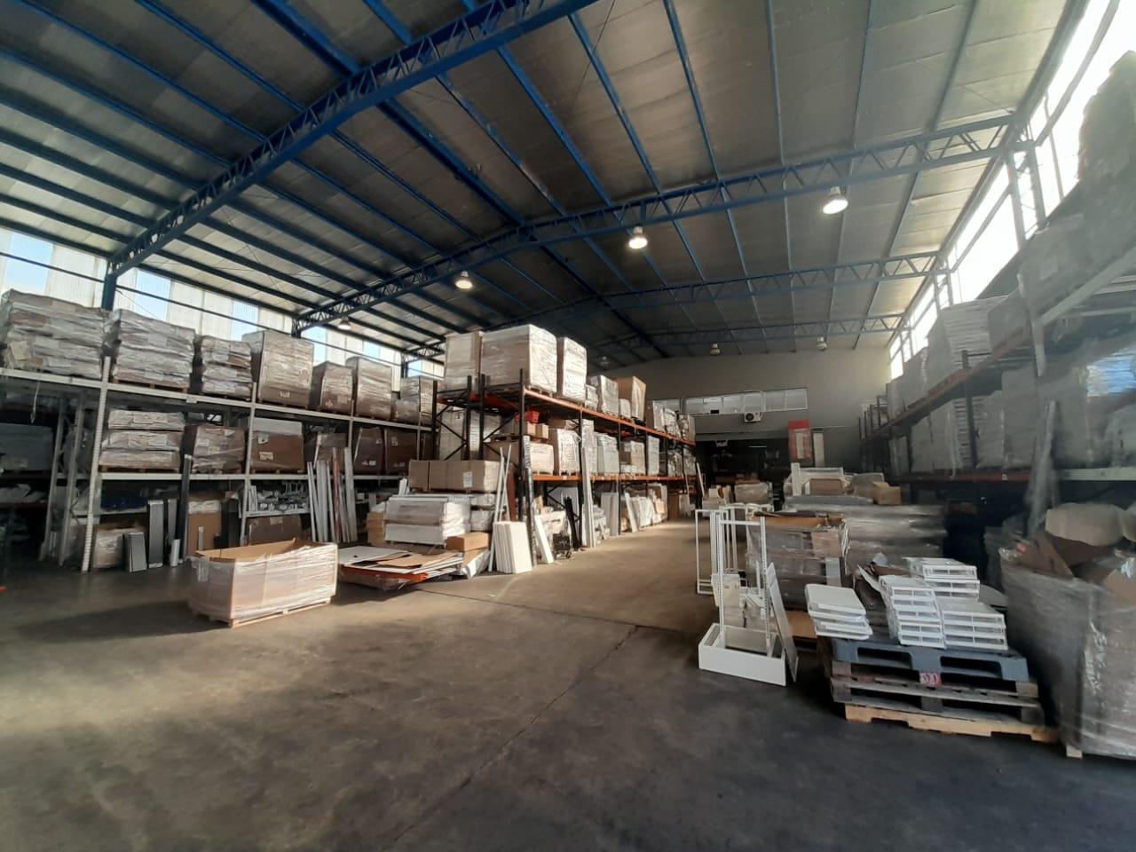 Foto de Excelente Depósito con oficinas 1.275 m2 - Area de Promoción El, imagen 1