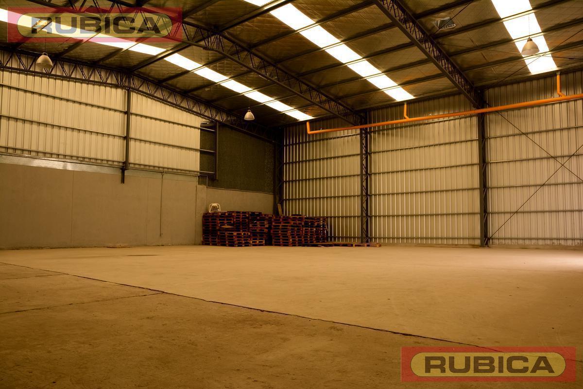 Foto de Alquiler Depósito 362 m2 en Complejo con seguridad - Panamericana km.27, imagen 4