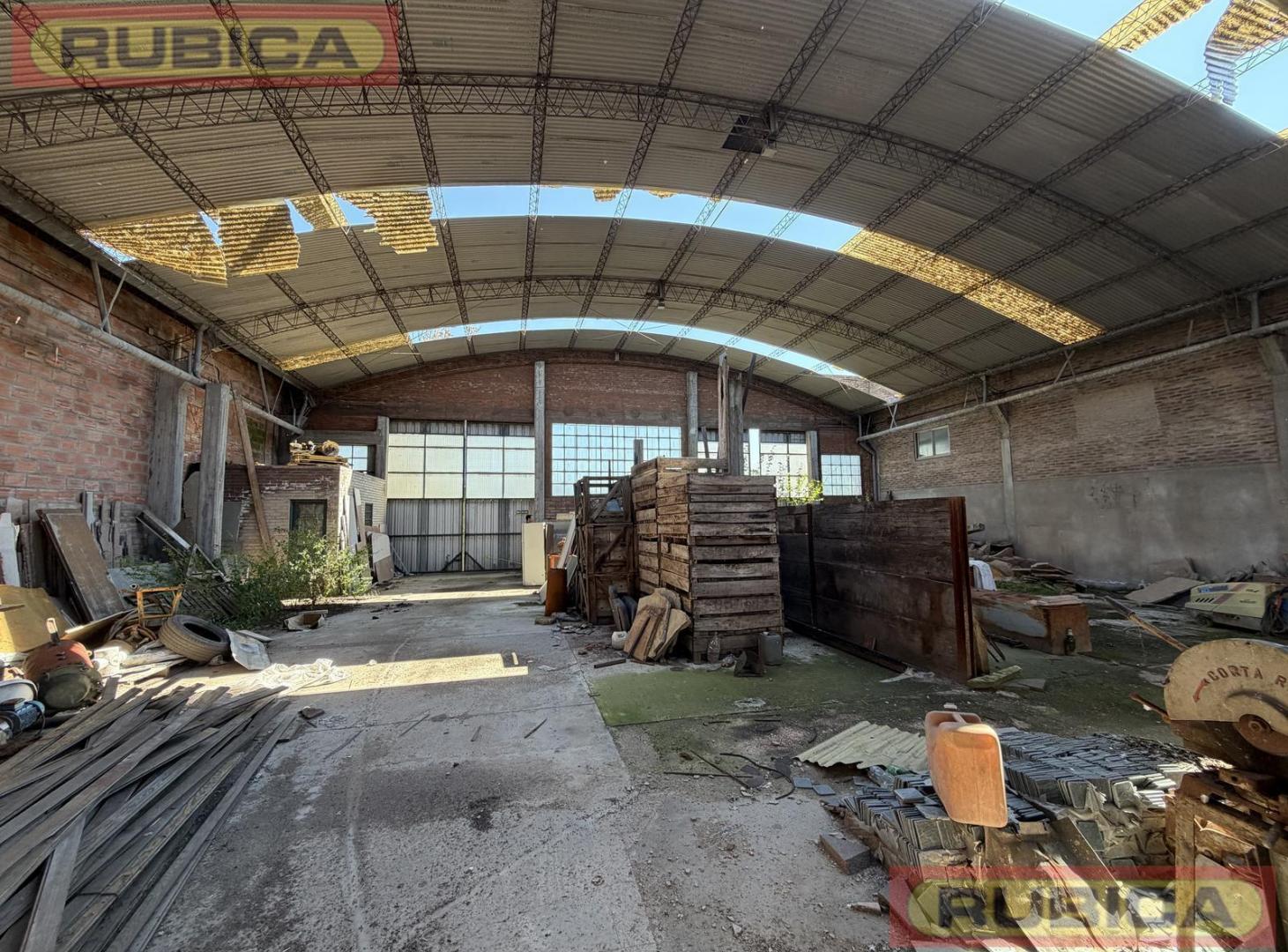 Foto de Venta Galpon 1.000 m2 sobre 2.000 m2 de terreno. Z/Ind. a 500m de 202 y, imagen 3