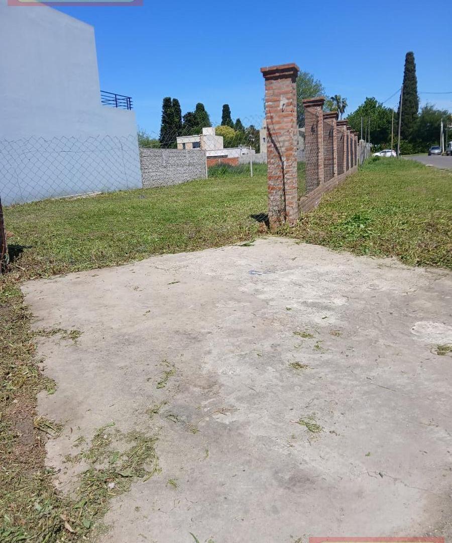 Foto de Terreno libre con mejoras, imagen 2