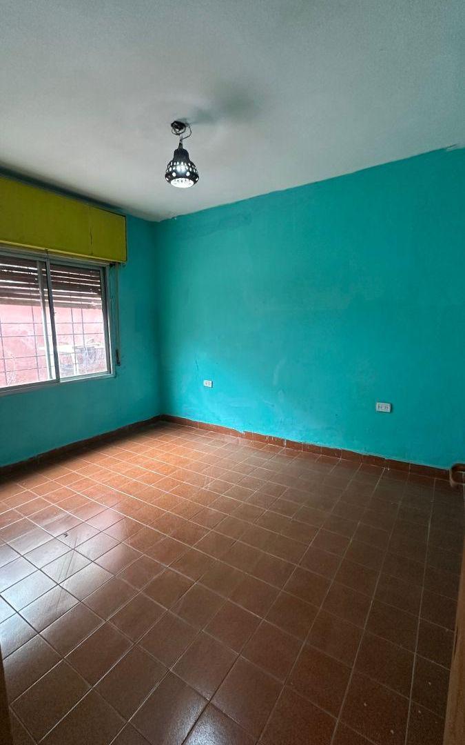 Foto de PH 2 AMBIENTES AL FRENTE EN ALQUILER – MONTE CHINGOLO, imagen 5