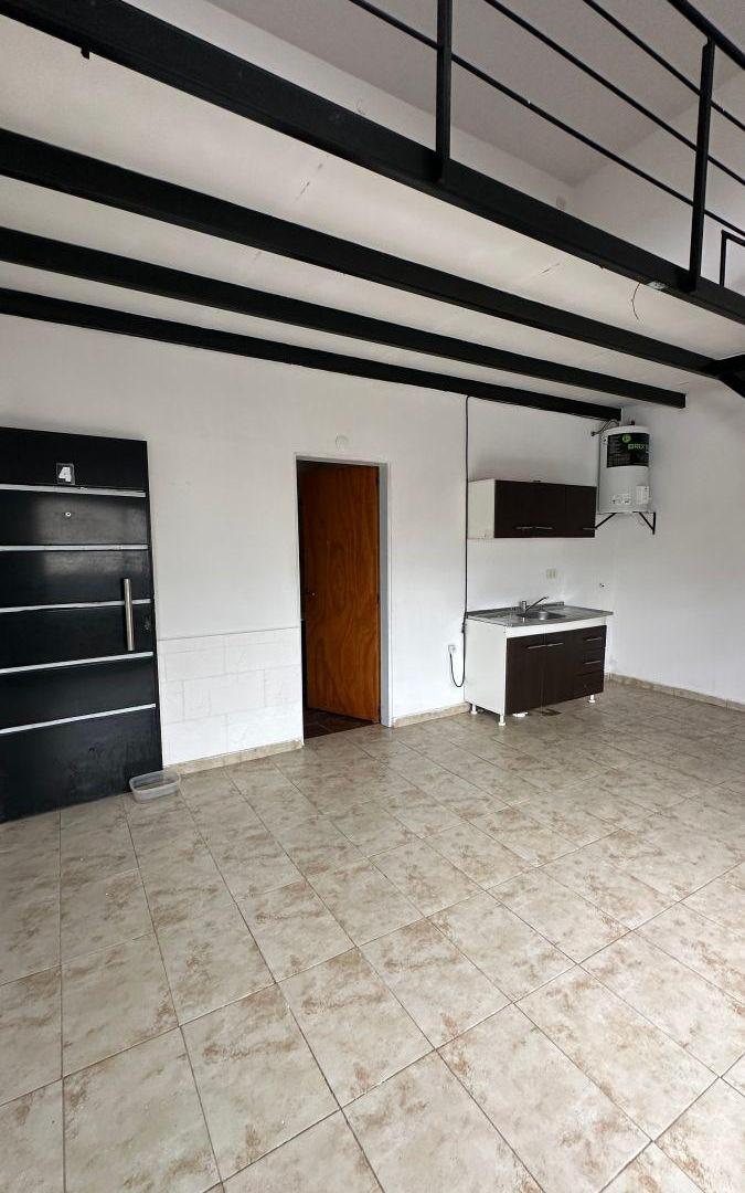 Foto de ALQUILER – DEPARTAMENTO 2 AMBIENTES TIPO LOFT – TEMPERLEY, imagen 3