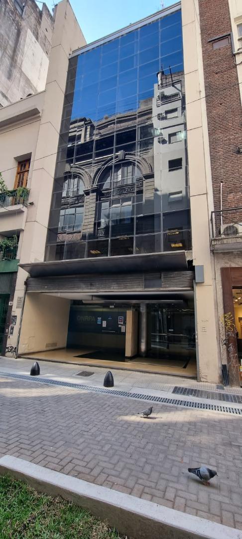 Edificio Comercial - Retiro- 7 pisos mas PB y Subsuelo