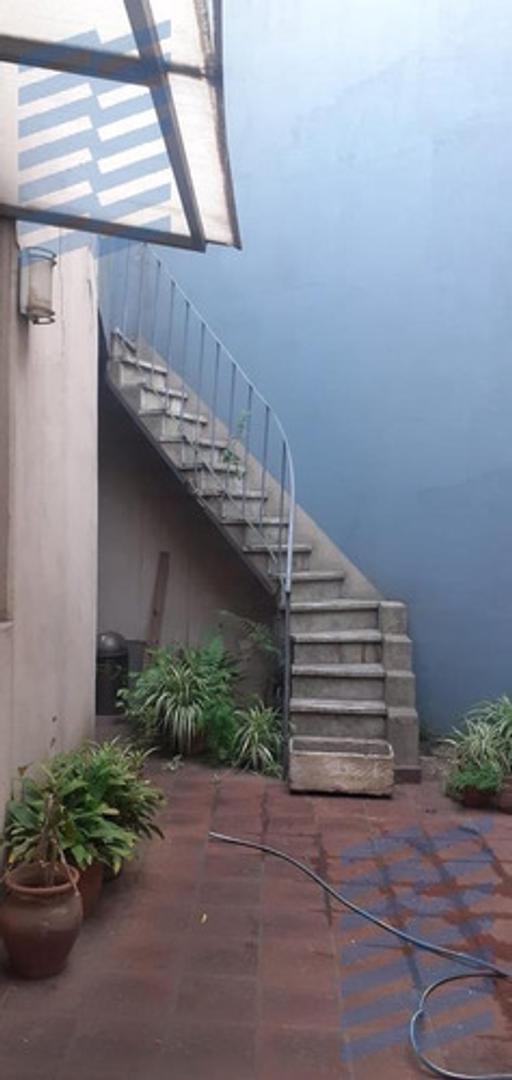 Casa, Chacarita a Reciclar de 230 m², 3 Dorm 5