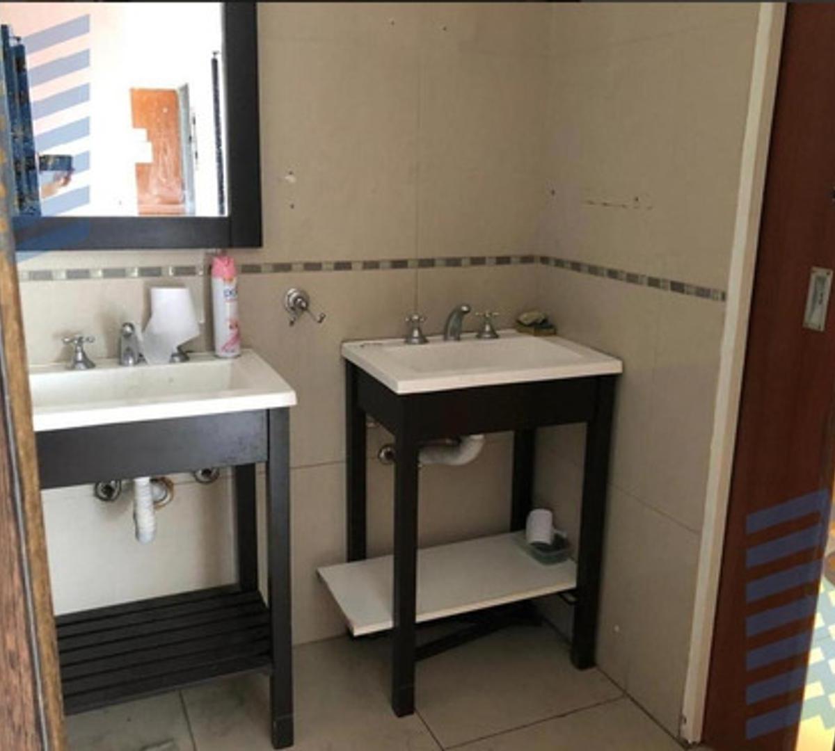 Foto de Galpón, Villa Urquiza- Deposito con Entrada Camion, imagen 5