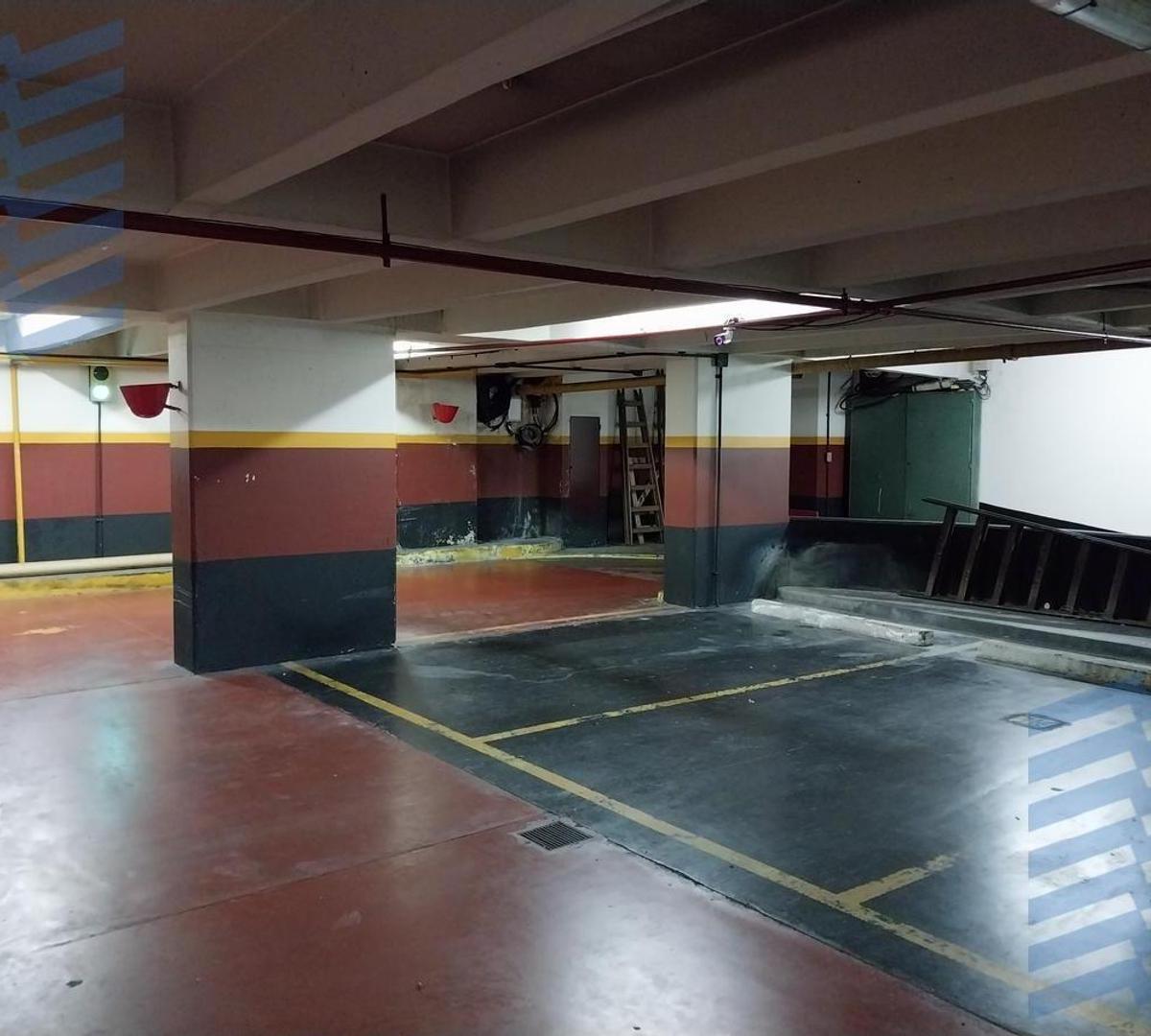 Oficina, San Nicolás, Alquiler Comercial con Cochera 1