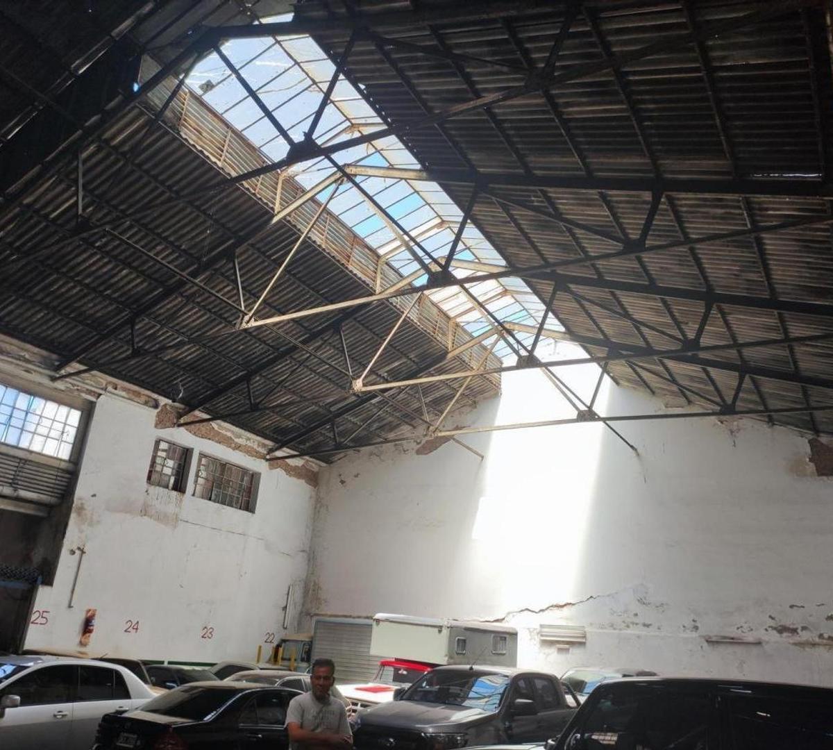 Galpon, Boedo, Castro 1600, Sup. Cub. 898 m², Mixtura 2 1