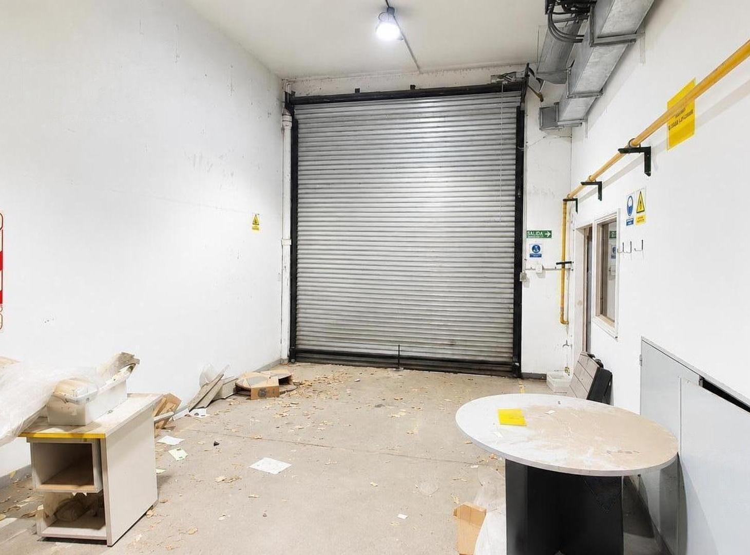 Foto de Deposito en venta - Monte Castro-, imagen 1