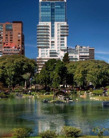 Espectacular Piso en torre Vignoly, ideal contratado o diplomatico, con dos cocheras 1