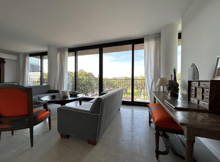 Espectacular departamento con excelente vista en edificio de Gran categoria 2