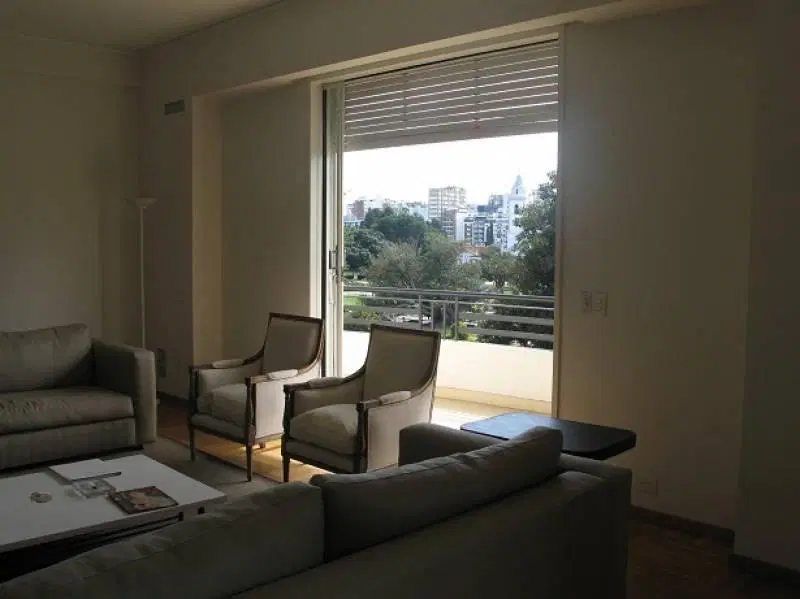 Bioy Casares al 2000, 4, piso. Recoleta VISTA ESPECTACULAR sobre Pza. S.M. Tours, sin muebles, opcio 3