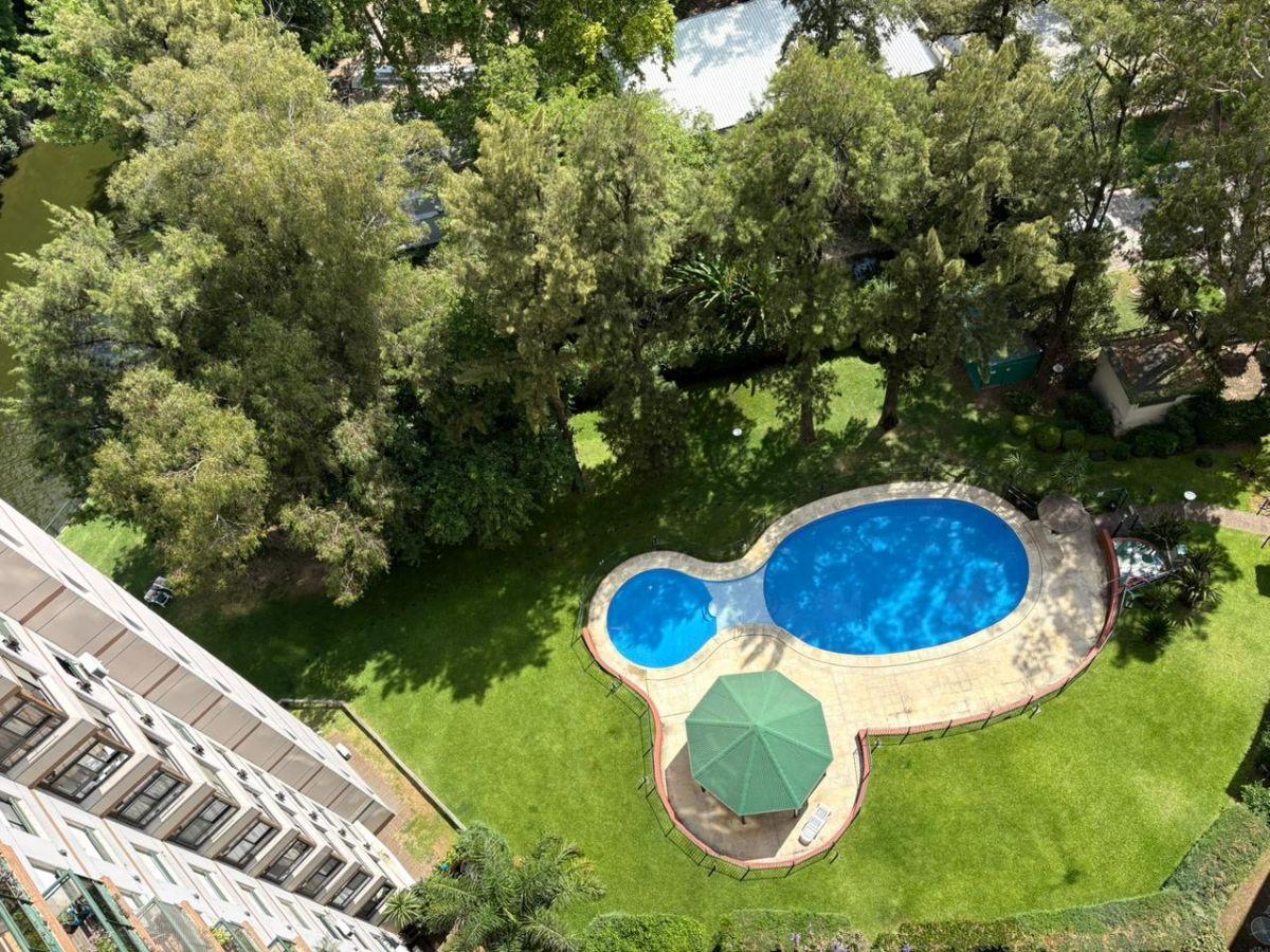 Foto de LUMINOSO 2 AMBIENTES . PISO ALTO .VISTA UNICA –COCHERA OPTATIVA, imagen 1