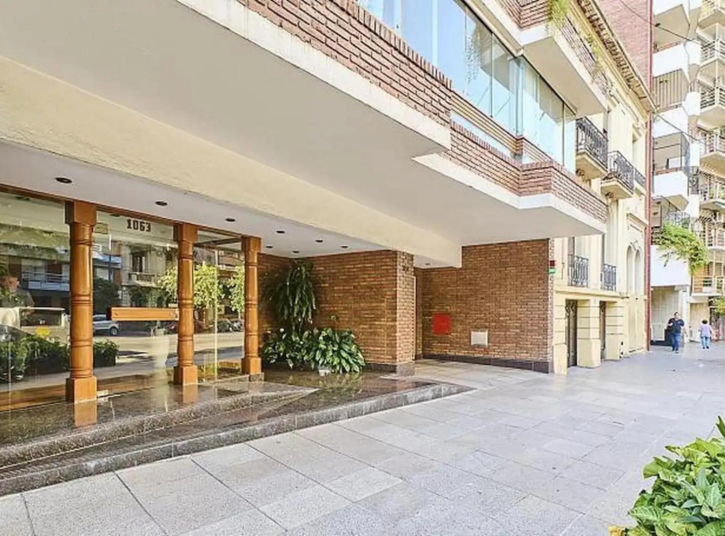 Piso 5 ambientes 273m2 c/2 cocheras,baulera, dep serv balcon aterrazado cocina comedor diario