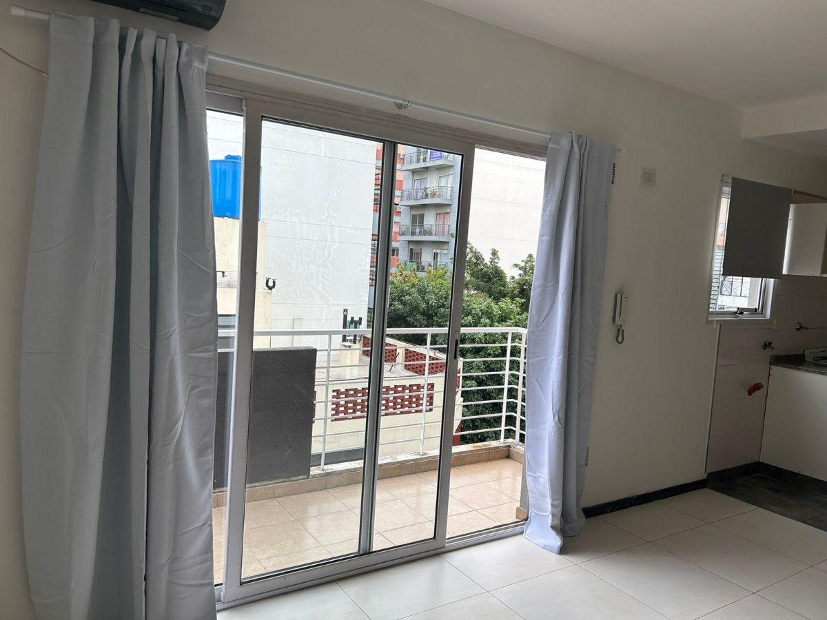 Foto de monoambien al frente 30m2 exc coch cubierta con renta, imagen 1